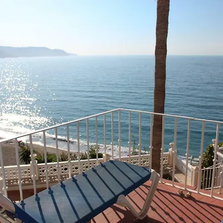 Hotel Paraiso Del Mar 2*