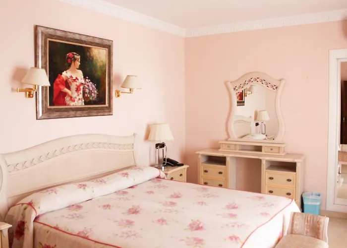 Hotel Paraiso Del Mar 2*